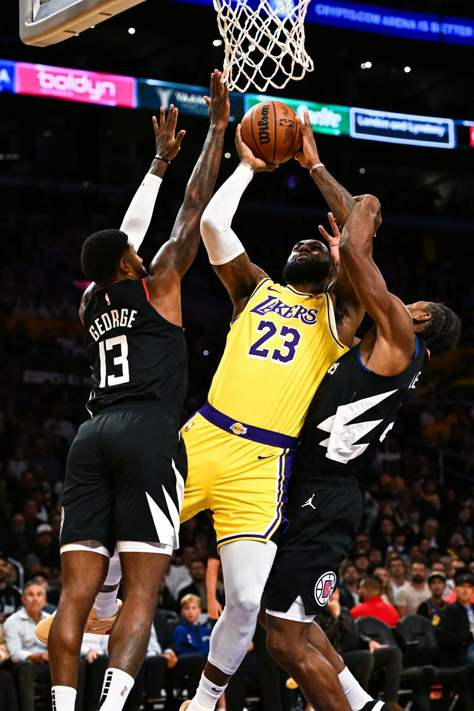 名记确定！詹姆斯无意去快船技术扶贫、带哈登夺冠！