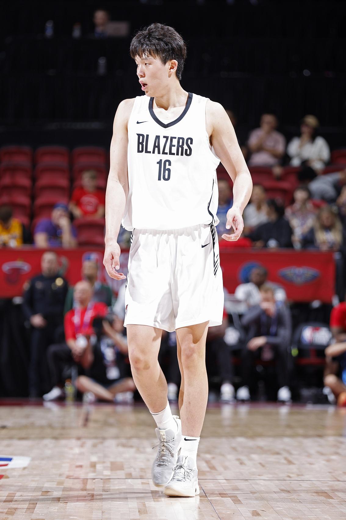 队友：杨瀚森每天都学英语 我们沟通时也会说得更容易理解一些